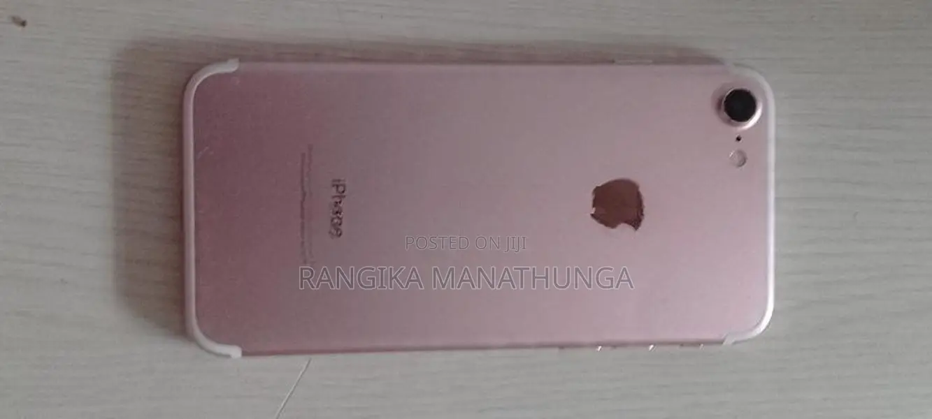 Apple iPhone 7 (Used)