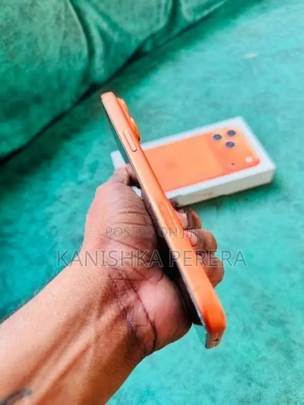 Apple iPhone 17 Pro Max (Used)