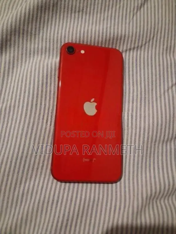 Apple iPhone SE 2 (Used)