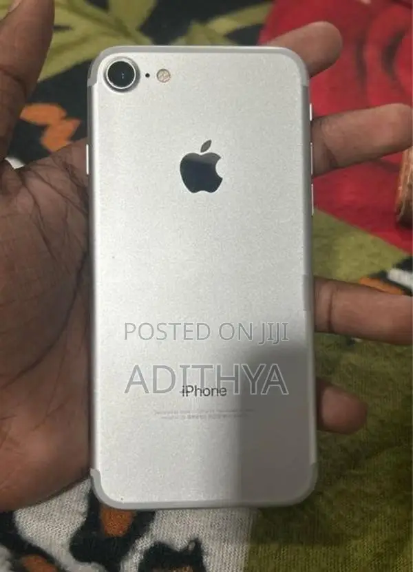 Apple iPhone 7 (Used)