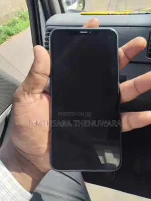 Apple iPhone 11 Pro Max (Used)