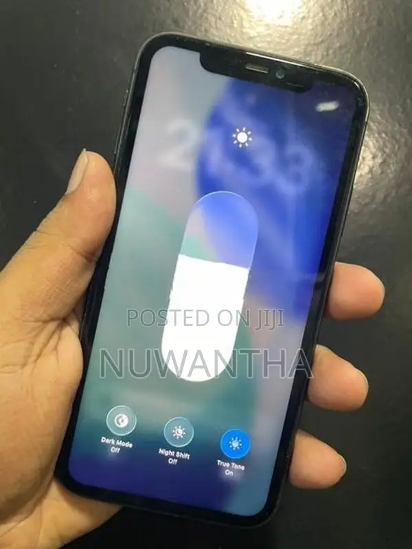 Apple iPhone 11 (Used)