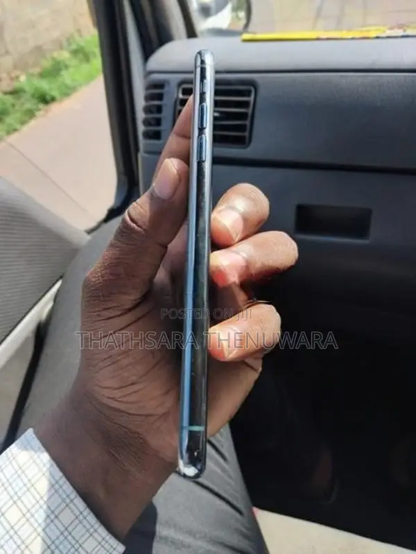 Apple iPhone 11 Pro Max (Used)