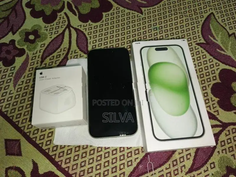 Apple iPhone 15 128GB (Used)