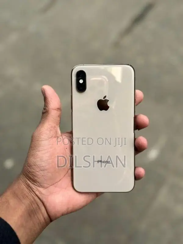 Apple iPhone XS i phone (Used)