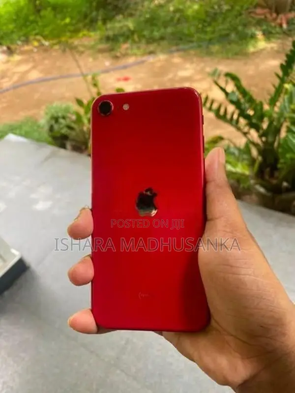 Apple iPhone SE 2 (Used)