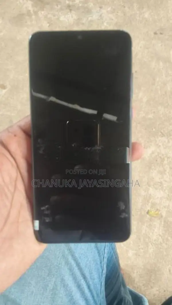 Huawei P20 huwei p20lit (Used)