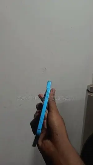Apple iPhone 13 (Used)