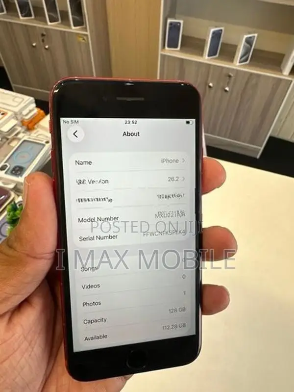 Apple iPhone SE 2 (Used)