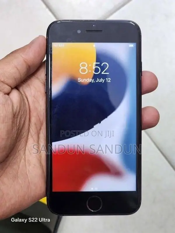 Apple iPhone 7 256GB (Used)