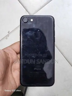 Apple iPhone 7 256GB (Used)