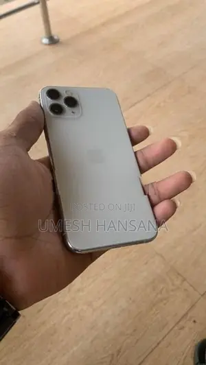 Apple iPhone 11 Pro 256GB (Used)