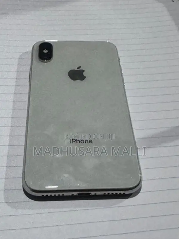 Apple iPhone X (Used)