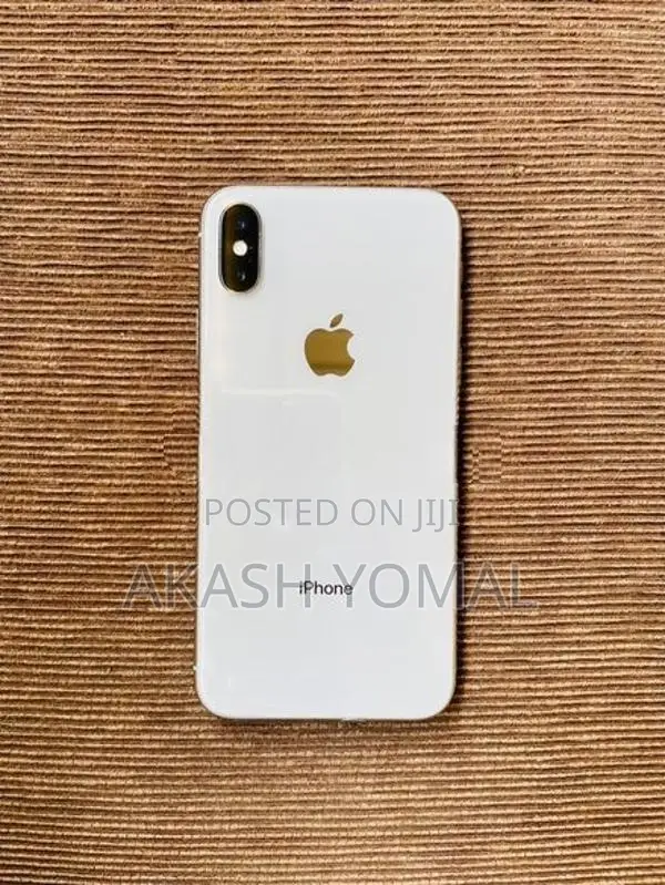 Apple iPhone X (Used)