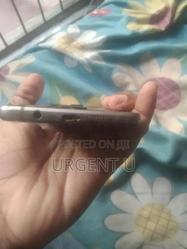 Samsung Galaxy A5 64GB (Used)