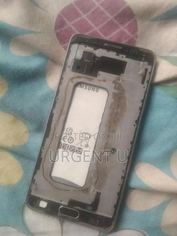 Samsung Galaxy A5 64GB (Used)