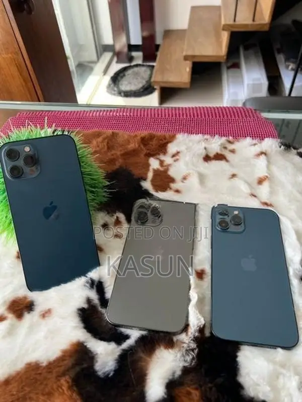Apple iPhone 12 Pro 128GB (Used)