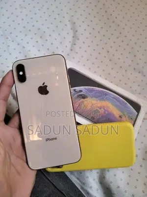 Apple iPhone XS (Used)