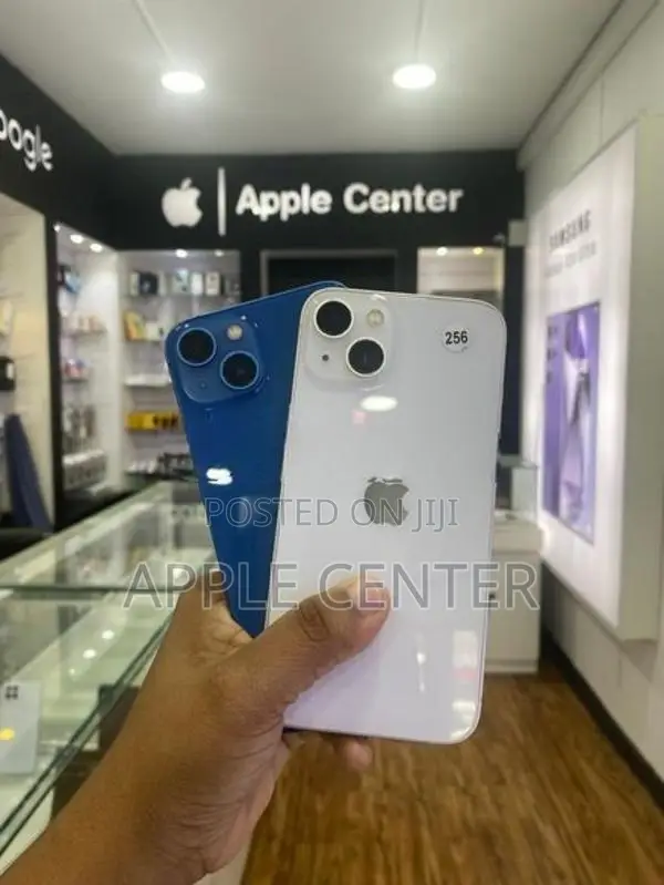 Apple iPhone 13 (Used)