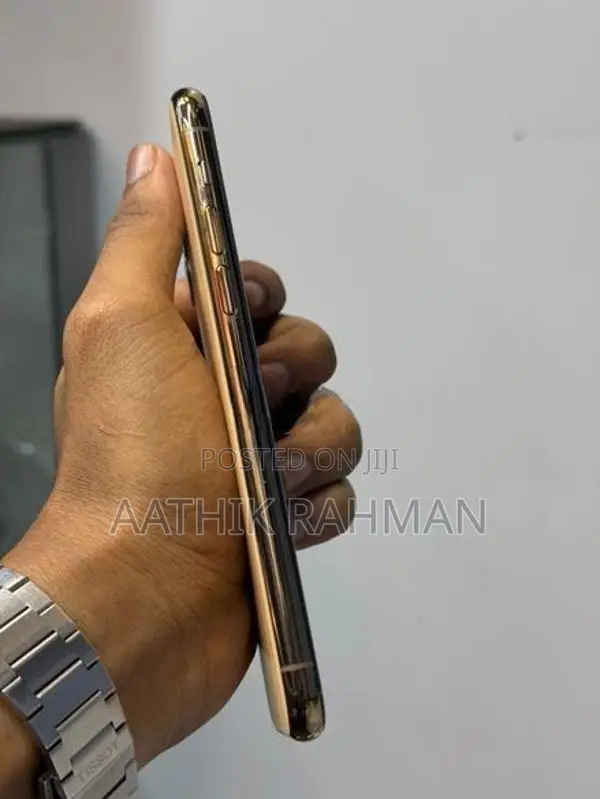 Apple iPhone 11 Pro (Used)