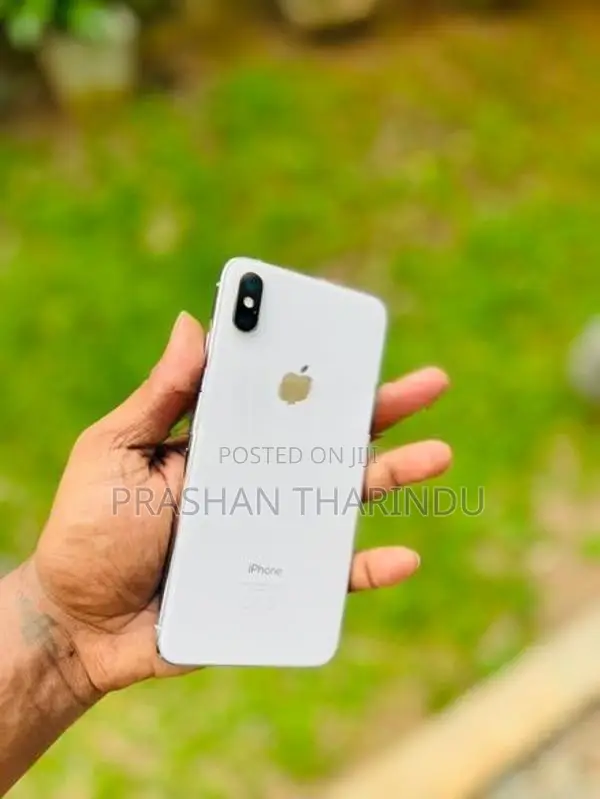 Apple iPhone XS Max (Used)