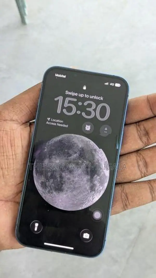 Apple iPhone 13 (Used)