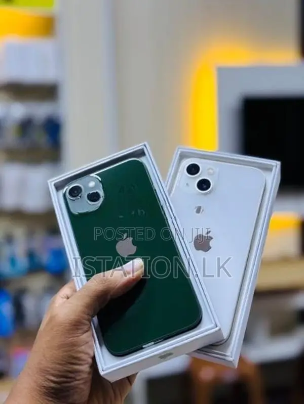 Apple iPhone 13 128GB (Used)
