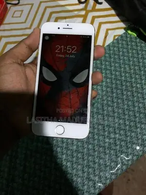 Apple iPhone 7 (Used)