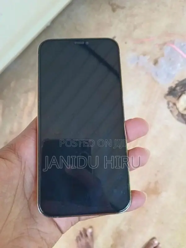 Apple iPhone 12 Pro (Used)