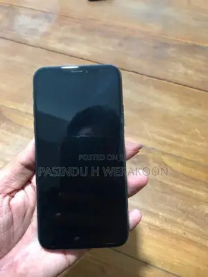 Apple iPhone XS (Used)