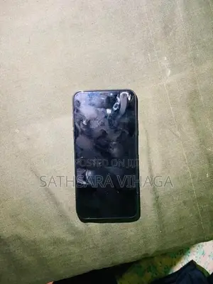 Apple iPhone X (Used)