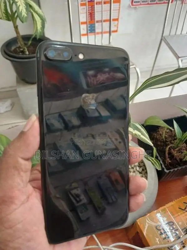 Apple iPhone 7 Plus (Used)