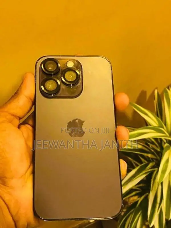 Apple iPhone 14 Pro (Used)