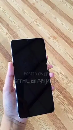 Vivo Y04 (Used)