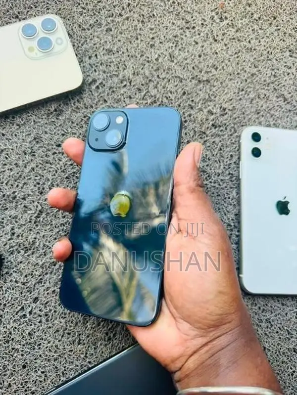 Apple iPhone 13 128GB (Used)