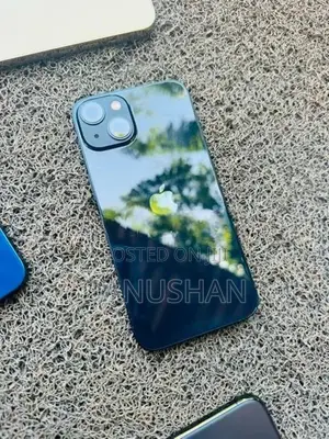 Apple iPhone 13 128GB (Used)