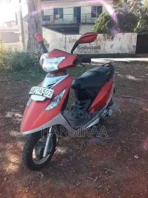 TVS Scooty Streak 2010 Motorbike (Used)