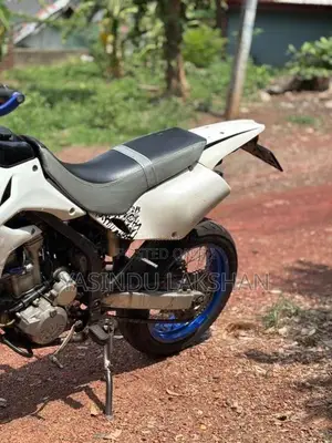 Kawasaki D Tracker 2004 Motorbike (Used)