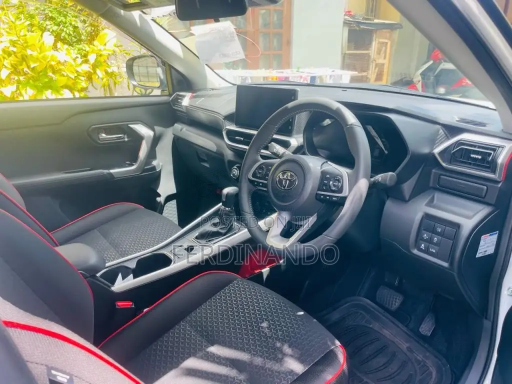 Toyota Raize 2025 SUV Unregistered (Recondition)