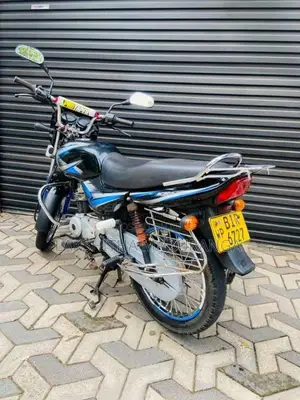 Bajaj CT-100 2020 Motorbike (Used)