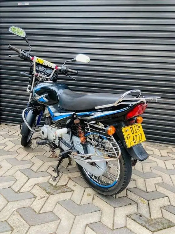Bajaj CT-100 2020 Motorbike (Used)