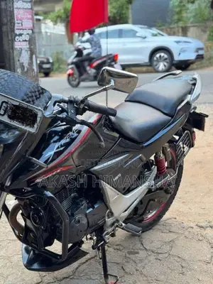 Hero Cbz Xtreme 2016 Motorbike (Used)