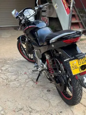 Hero Cbz Xtreme 2016 Motorbike (Used)
