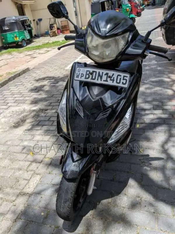 Hero Dash 2016 motorcycle (Used)