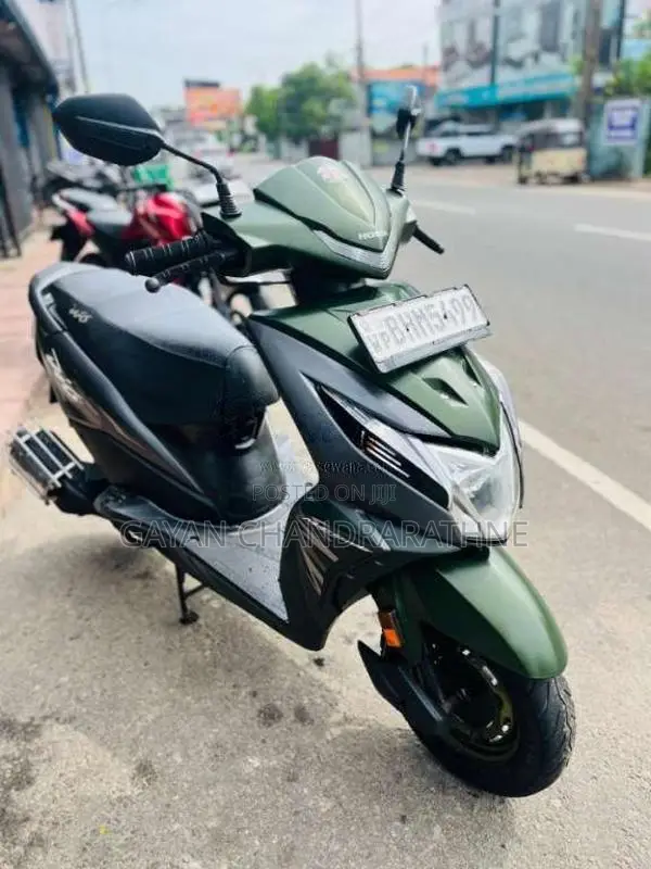 Honda Dio 2019 Motorbike (Used)