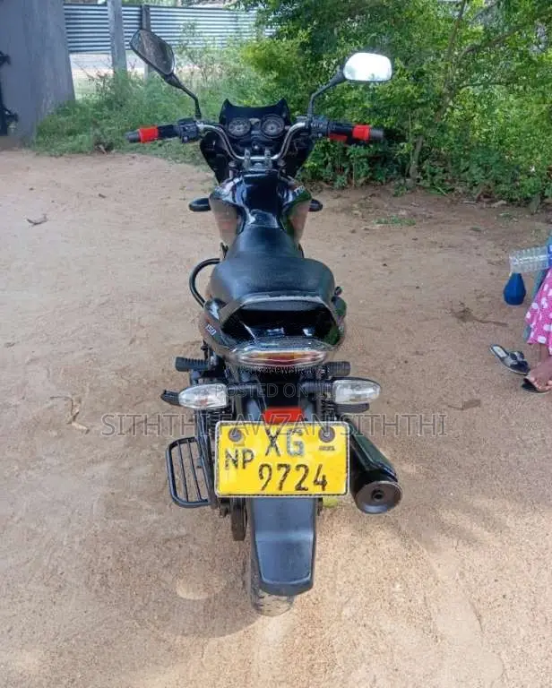 Bajaj Discover 2011 Motorbike (Used)