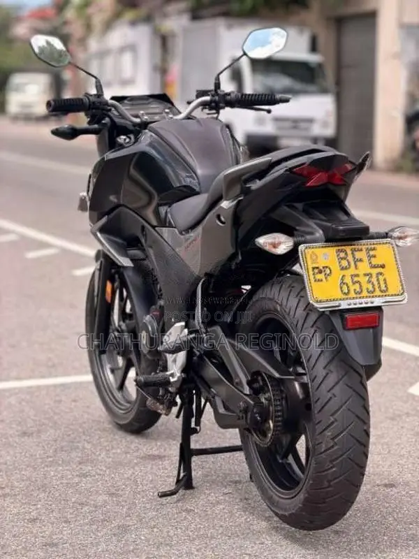Honda CB Hornet 2017 Motorbike (Used)