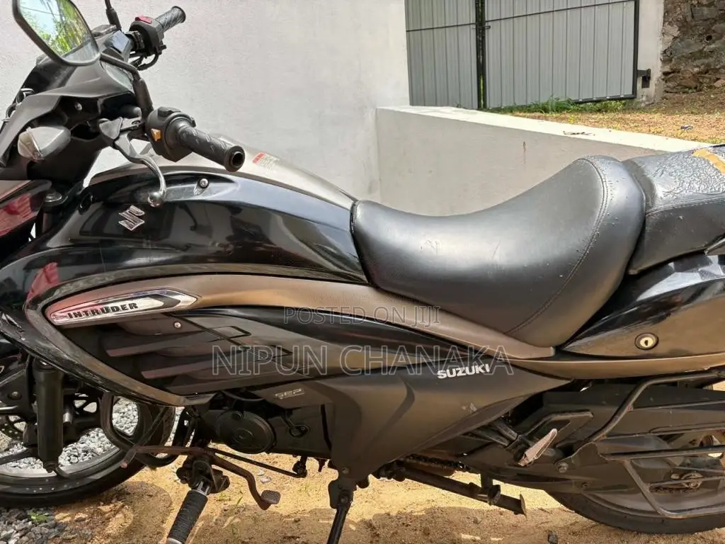 Suzuki Intruder 2019 Motorbike (Used)
