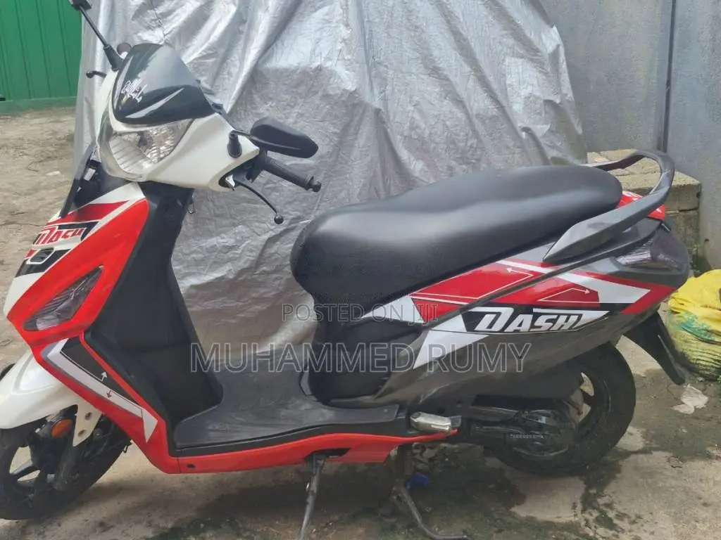 Hero Dash 2017 Motorbike (Used)
