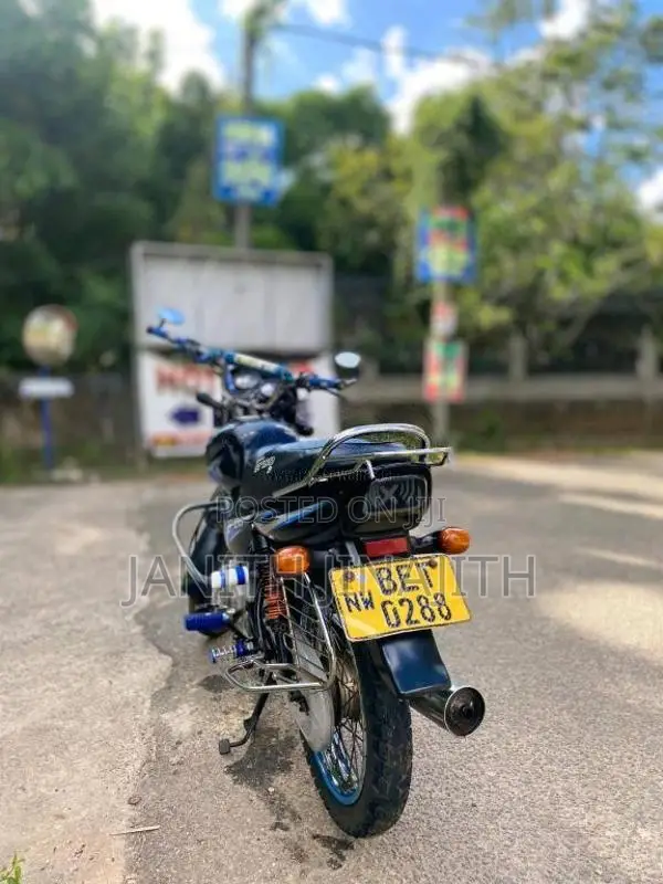 Bajaj CT-100 2017 Motorbike (Used)